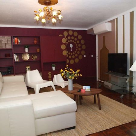 Henri'S Apartments - City Centre Лагос Екстериор снимка