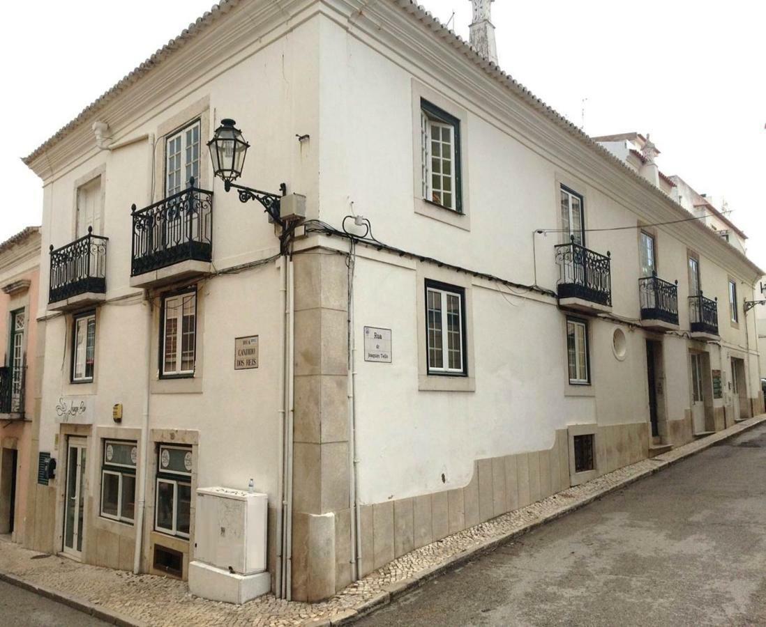Henri'S Apartments - City Centre Лагос Екстериор снимка